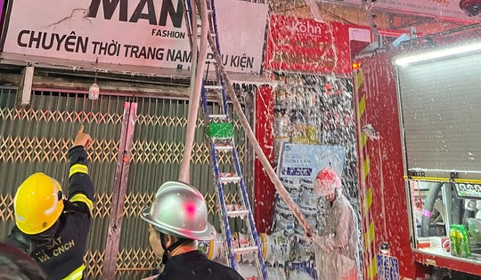 Hà Nội yêu cầu công an điều tra vụ cháy khiến 4 người chết ở phố Định Công Hạ