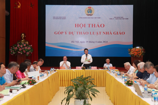 Công đoàn Giáo dục Việt Nam tổ chức góp ý hoàn thiện dự thảo Luật Nhà giáo