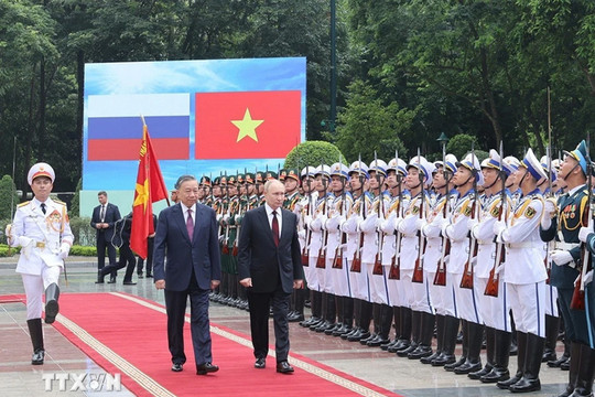 Hình ảnh lễ đón Tổng thống Liên bang Nga thăm cấp Nhà nước tới Việt Nam