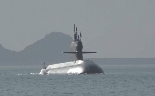 Trung Quốc lần đầu hé lộ tàu ngầm tấn công hoàn toàn mới