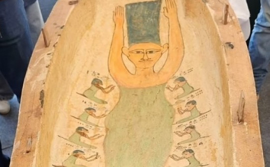 Mở quan tài Ai Cập 3.500 năm tuổi, hình vẽ bên trong gây bất ngờ