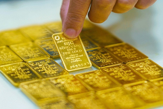 Giá vàng đầu tuần 24/6 dưới mức 77 triệu đồng/lượng