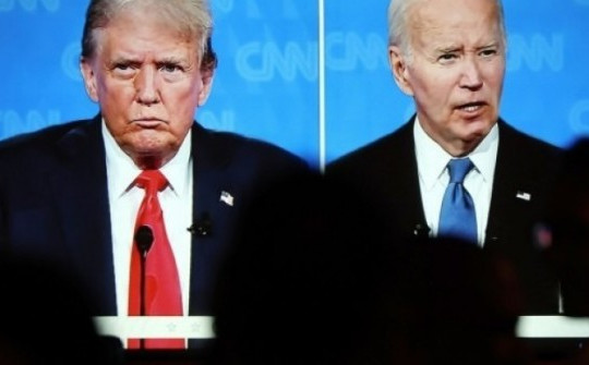 6 khoảnh khắc đáng chú ý nhất trong cuộc tranh luận trực tiếp Trump - Biden