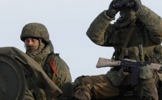 Nga kiểm soát thêm làng ở Donetsk, Belarus đưa pháo đến biên giới giáp Ukraine