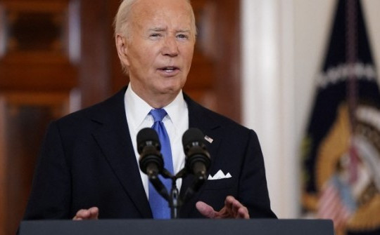 Ông Biden lo ngại tổng thống Mỹ quyền lực "như vua", đứng trên luật pháp