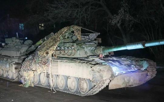 Binh sĩ Ukraine lái xe tăng đào tẩu được Nga cấp quốc tịch