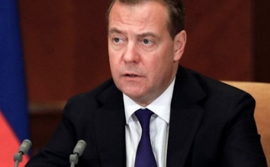 Ông Medvedev: NATO kết nạp Ukraine sẽ là "lời tuyên chiến" với Nga