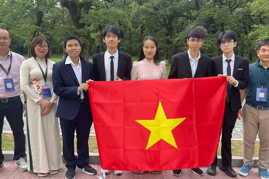 Việt Nam đạt thành tích cao tại Olympic Vật lý châu Âu năm 2024