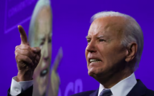 Bầu cử tổng thống Mỹ: Ông Biden cân nhắc dừng tranh cử, ông Trump chuẩn bị cho khoảnh khắc trọng đại