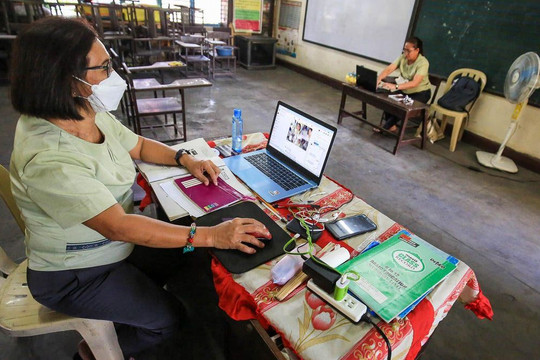 Philippines thêm nhiều quyền lợi cho giáo viên