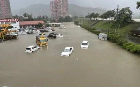Siêu bão Gaemi tấn công, Đài Loan (Trung Quốc) mênh mông nước