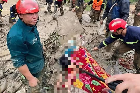 Nạn nhân mất tích đầu tiên ở Điện Biên được tìm thấy cách tâm lũ gần 30km