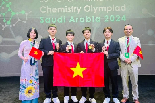 Việt Nam đứng thứ 2/89 quốc gia, vùng lãnh thổ tại Olympic Hóa học quốc tế 2024