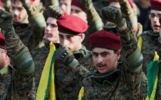 Israel "săn" chỉ huy Hezbollah, nhận lại đòn không kích