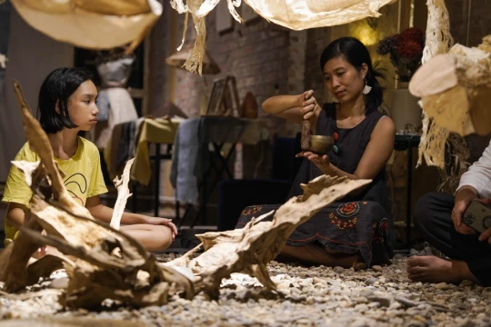 10 năm đưa giấy dó vào đời sống đương đại