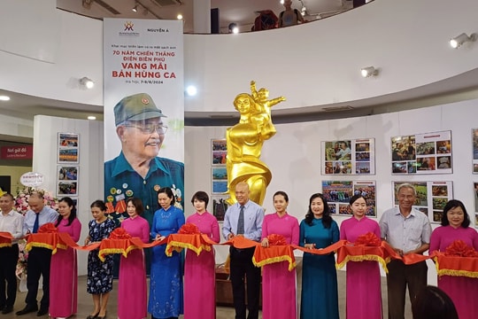 Triển lãm và ra mắt sách ảnh: 70 năm Chiến thắng Điện Biên Phủ- vang mãi bản hùng ca