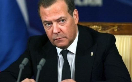 Ông Medvedev: Ukraine sẽ bị "trừng phạt"