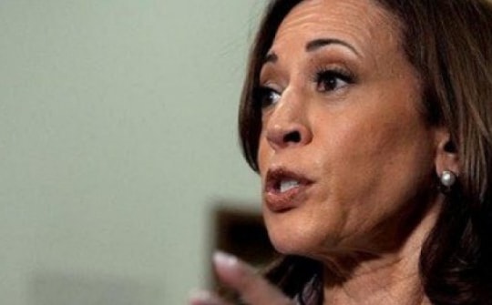 Bà Kamala Harris “bứt phá” trước ông Donald Trump