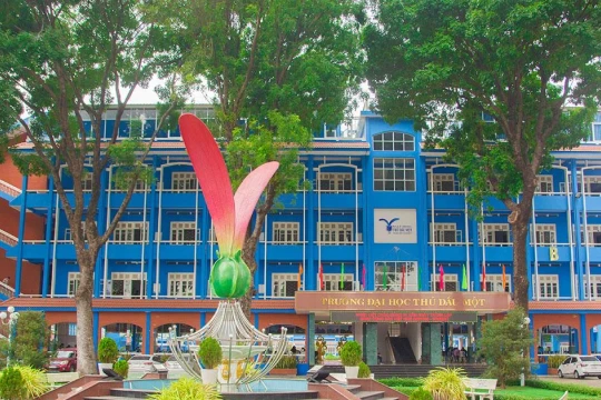 Hàng loạt trường đại học ở Đông Nam Bộ công bố điểm chuẩn