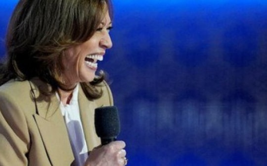 Bà Kamala Harris lập kỷ lục "khủng" trong bầu cử Mỹ