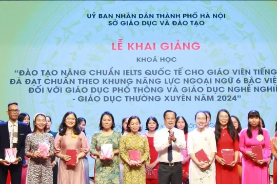 Hà Nội bồi dưỡng nâng chuẩn IELTS cho 1900 giáo viên tiếng Anh