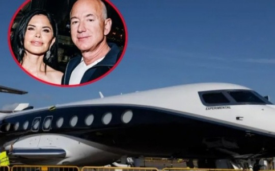 Siêu máy bay đưa tỷ phú Jeff Bezos du ngoạn thế giới cùng hôn thê 'xịn' cỡ nào?