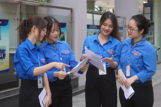 Mùa Hè xanh: Hoạt động ý nghĩa của giáo viên tương lai