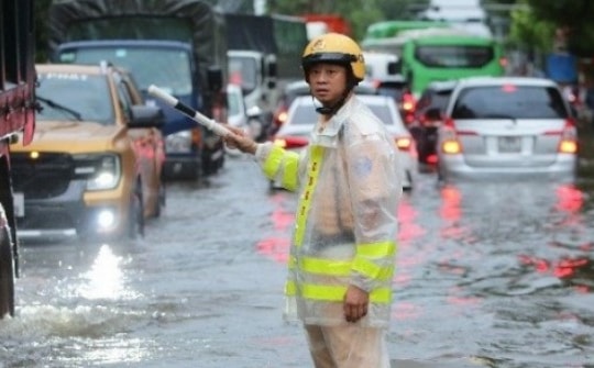 Cấm phương tiện vào cao tốc Pháp Vân - Cầu Giẽ do ngập sâu