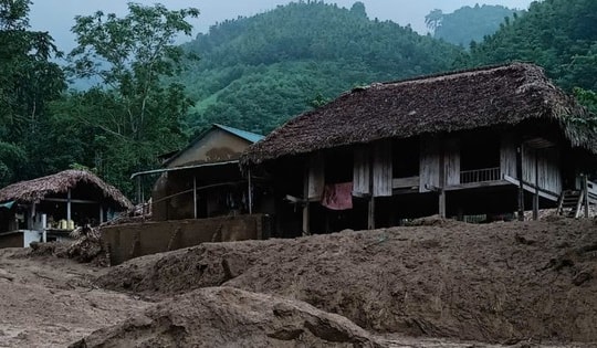 Lào Cai: Cảnh tan hoang của ngôi làng vừa bị lũ quét vùi lấp thôn Làng Nủ