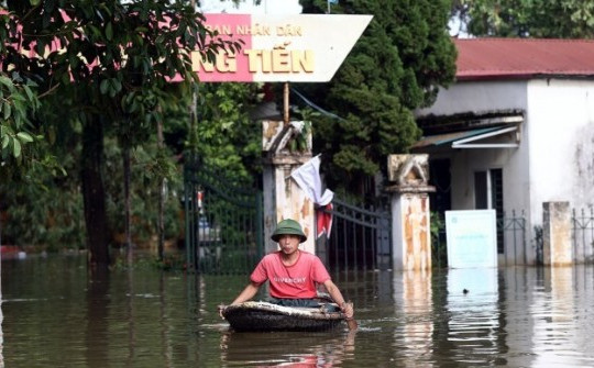 Hà Nội còn 30 nghìn người chưa được về nhà vì ngập lụt