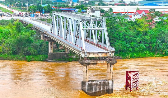 Sự cố cầu Phong Châu: Giám định nguyên nhân, làm rõ trách nhiệm