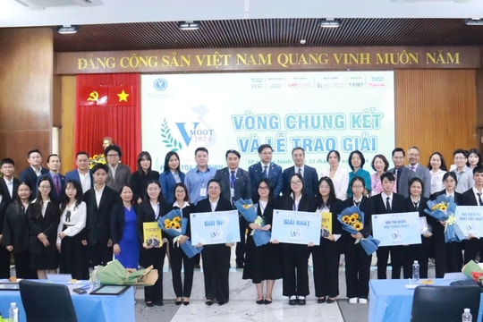 Trao giải cuộc thi VMoot - Phiên tòa giả định cấp Quốc gia năm 2024