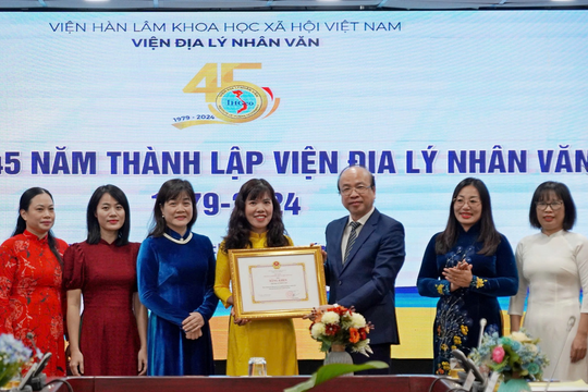 Thúc đẩy khoa học địa lý nhân văn, góp phần phát triển bền vững
