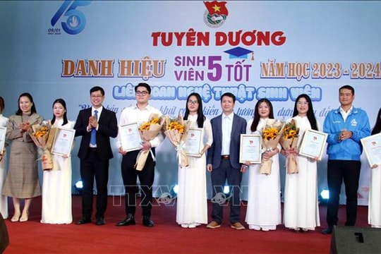 Những gương sáng về học tập, tình nguyện vì cộng đồng