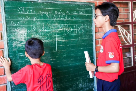 GD chính trị, tư tưởng, đạo đức cho HSSV: Thanh niên ở đâu, tổ chức Đoàn ở đó