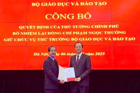 Bộ GD&ĐT công bố Quyết định bổ nhiệm lại Thứ trưởng Phạm Ngọc Thưởng