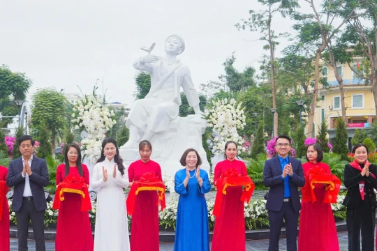 Hải Phòng khánh thành tượng đài Kim Đồng