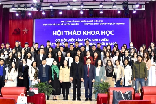 Hội thảo khoa học: “Cơ hội việc làm của sinh viên các trường đại học trong thời đại số”