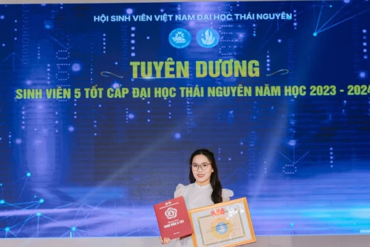 Gặp gỡ nữ sinh viên đa tài đạt danh hiệu Sinh viên 5 tốt cấp Trung ương