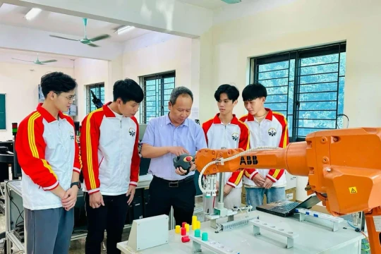 Thúc đẩy phong trào nghiên cứu khoa học trong sinh viên