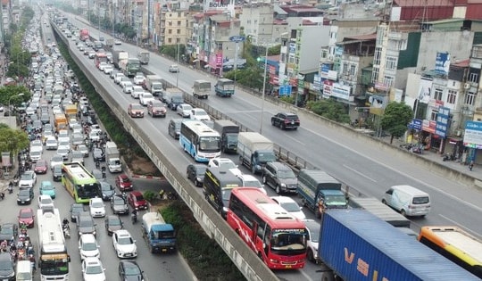 Hà Nội: Vì sao cấm toàn bộ xe đi đường trên cao vành đai 3 ban đêm?