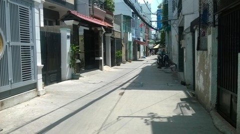 Nhà trong ngõ Hà Nội tăng giá nhẹ, giao dịch "túc tắc": Mức giá dưới 5 tỷ đồng/căn được săn đón nhiều nhất