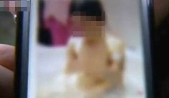 Nữ hiệu trưởng trình báo "bị cắt ghép ảnh nóng, tống tiền 300 triệu đồng"