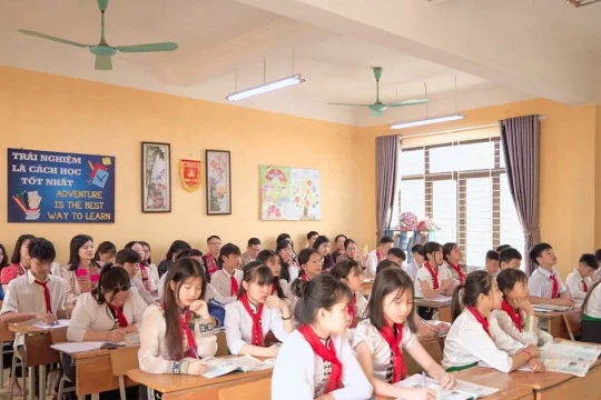 Hải Phòng hỗ trợ hàng nghìn tiết dạy cho vùng cao Yên Bái