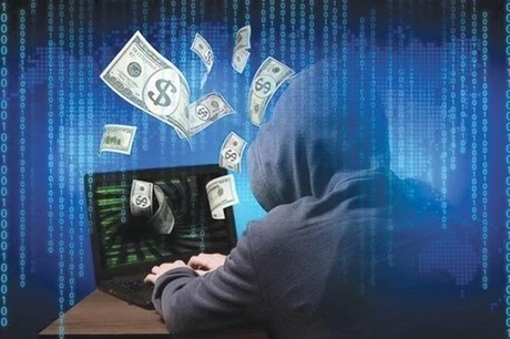 Ghép ảnh khỏa thân nữ hiệu trưởng để 'tống tiền' 300 triệu đồng
