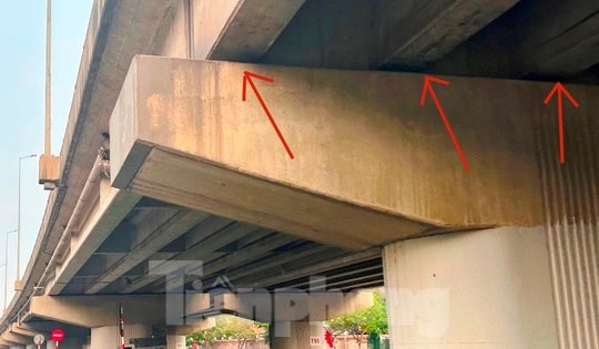 Sửa chữa gấp các gối trụ cầu Vành đai 3 trên cao bị xô lệch