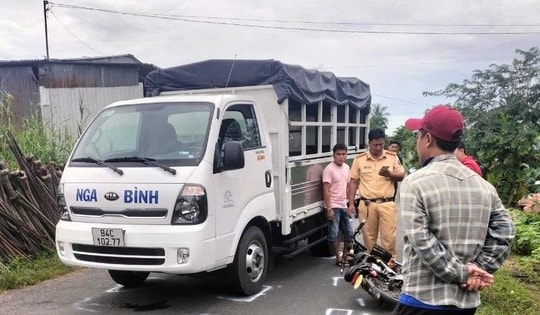 Vụ nổ súng ở Vĩnh Long: Nguyên Trưởng Công an huyện khẳng định không có quan hệ với tài xế xe tải