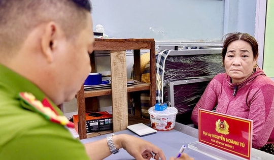 Bắt được người đàn bà “phù phép” tại tiệm vàng ở An Giang