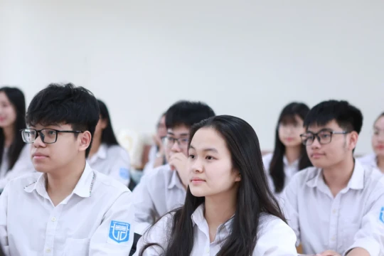 Chiến thuật giành điểm cao môn Toán thi tốt nghiệp THPT năm 2025