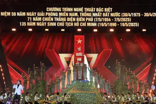 Điện Biên tái hiện mốc son chói lọi trong lịch sử dân tộc